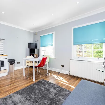 Apartment Parfett *