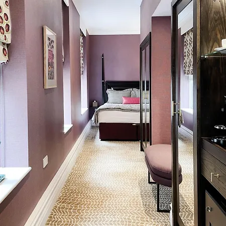 St. Ermin's Hotel, Autograph Collection Hotel 4*