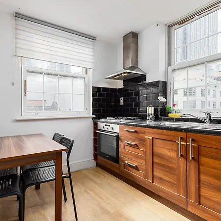 Aldgate Flats *