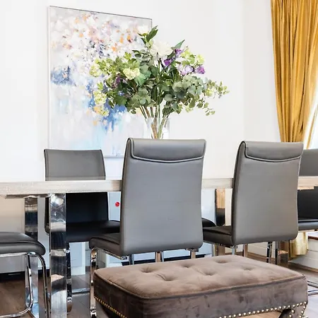 Carlton Court - Mayfair 5*
