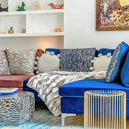 Designer Victorian Flat With Large Terrace Appartamento