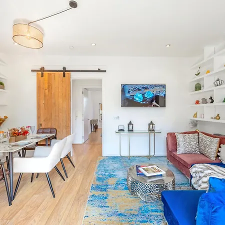 Designer Victorian Flat With Large Terrace Appartamento Londra