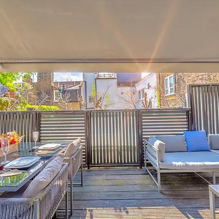 Designer Victorian Flat With Large Terrace Londres