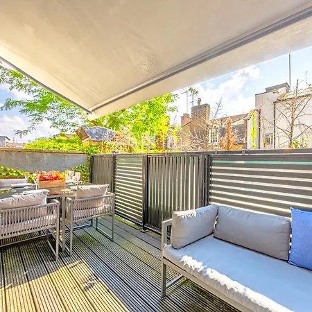 Appartamento Designer Victorian Flat With Large Terrace Londra