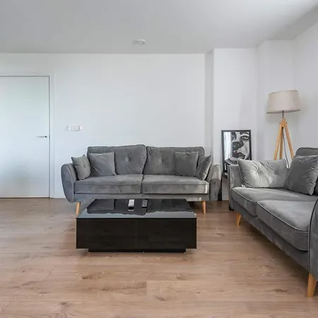 Brand-new Contemporary Flat In Bermondsey Apartment *