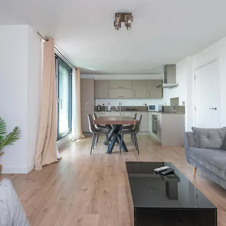 Brand-new Contemporary Flat In Bermondsey Apartment London