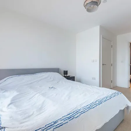 Brand-new Contemporary Flat In Bermondsey *
