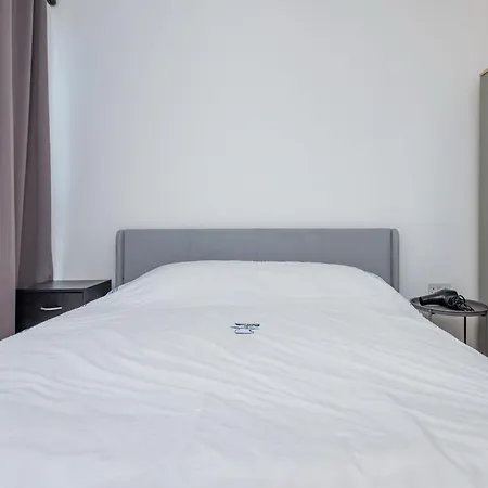 Brand-new Contemporary Flat In Bermondsey * London
