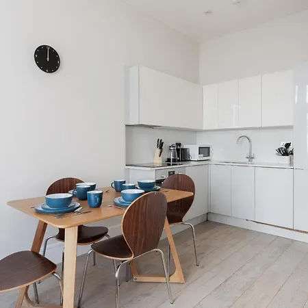 Apartment Superb Opposite Edgware Road Station