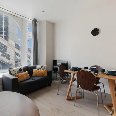 Apartmán Superb Opposite Edgware Road Station Londýn
