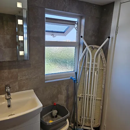 Riverview, Stylish Non Smoking Loft Ensuite 4 Rent *