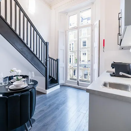 The Notting Hill's *