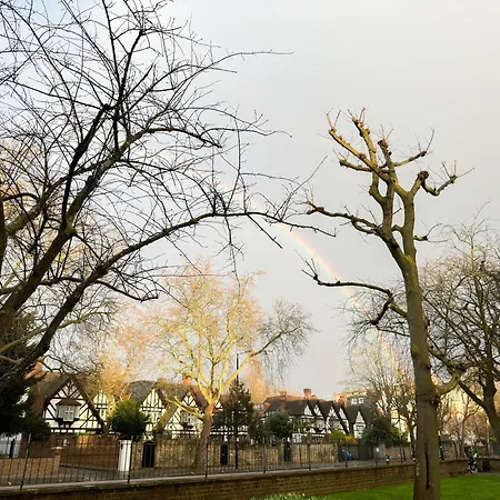 Cosy 3 Bedroom 3 Bathroom Flat With Private Garden- Maida Vale, Near Paddington London