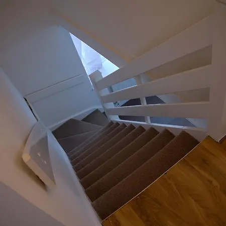 Holiday home Vry Place London