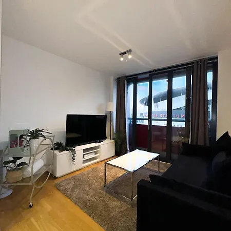 The Emirates Stadium Apartment *