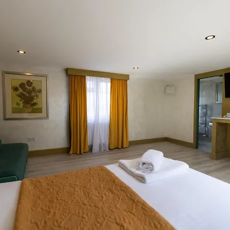 Guest house Paragraph Tottenham London