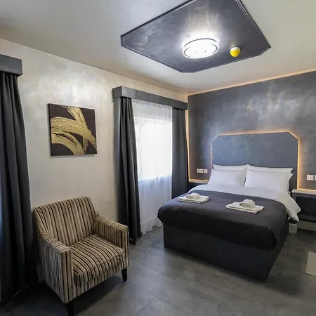 Guest house Paragraph Tottenham London