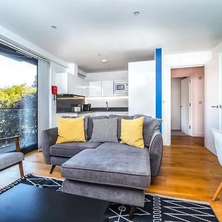 Luxury 2 Bedroom In Hoxton Apartment *