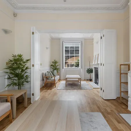 Parea Living - Spacious 4 Story House, Families, Big Groups Apartamento