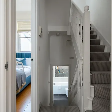 Tatil Evi 4br 2ba House By Livestay Short Lets & Serviced Near Oxford Circus With 2 Private Patios *