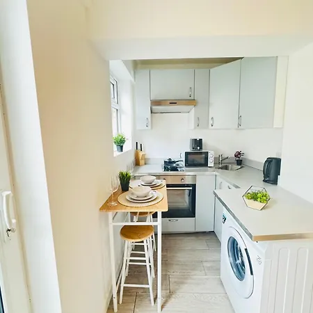 Studio Near Central *
