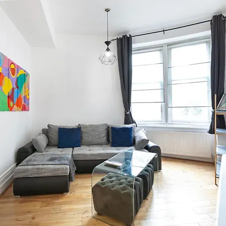 Charming Two-bedroom Flat In Notting Hill London