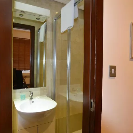 Apartment Hyde Park London