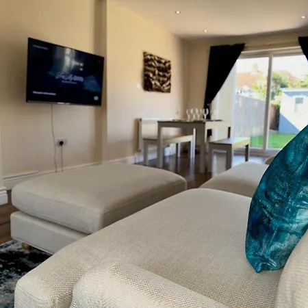 Enyo House London Brentford