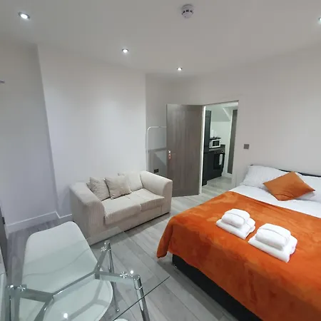 1 Apartment