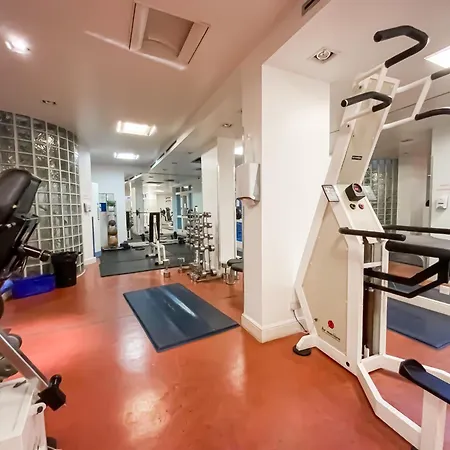 Apartment Lovely 1 Bedroom With Hottub, Sauna, Gym