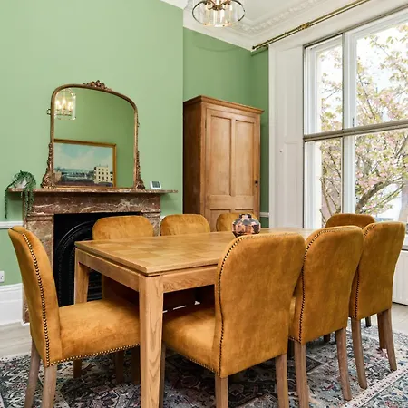 The Earl's Court Hideout - Lovely 4bdr House With Garden London