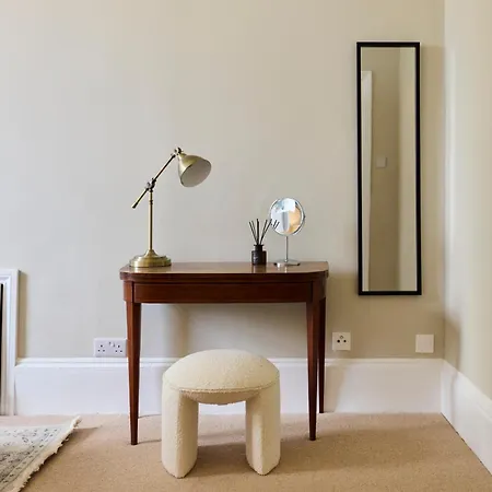 Apartment The Earl's Court Hideout - Lovely 4bdr House With Garden *