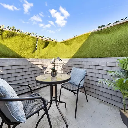 Apartment Rockstar Greyz - Sleeps 7 - The Hyde