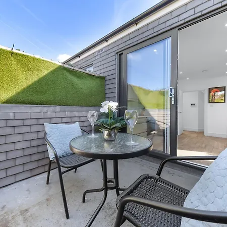 Rockstar Greyz - Sleeps 7 - Apartment The Hyde