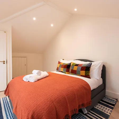 Pass The Keys Elegant 3bedroom Flat In The Heart Of Notting Hill London
