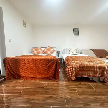 Juniper Alexandra Palace Serviced Apartments, By Edens Apartment London