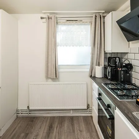 Family-friendly 1-bedroom In * London
