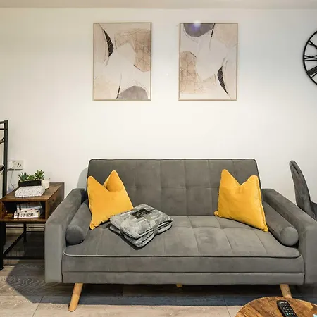 Apartment Family-friendly 1-bedroom In
