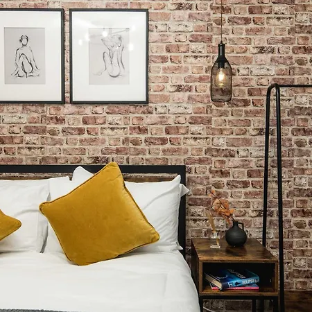 Family-friendly 1-bedroom In * London