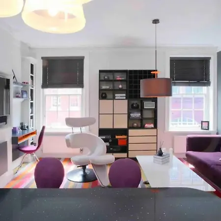 公寓 Designer Delight By Covent Garden Station 伦敦