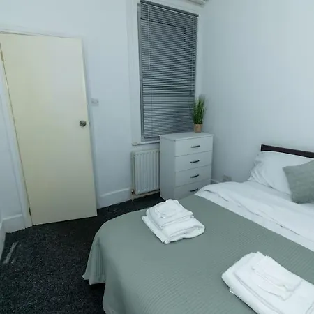 Tranquil 1br In Harlesden *