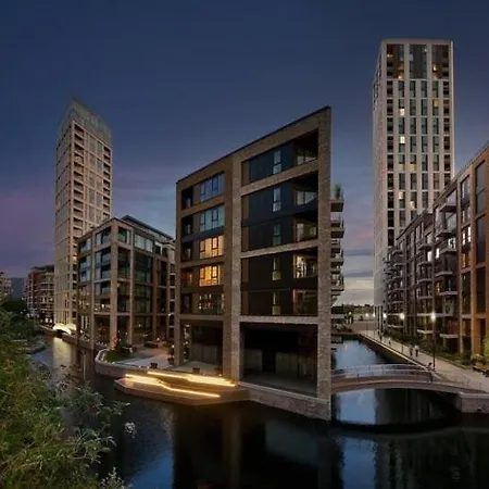 Modern Chelsea Flat Apartment *