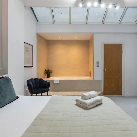 Heavenly Stays, Kensington, Luxurious 3-bd Oasis *