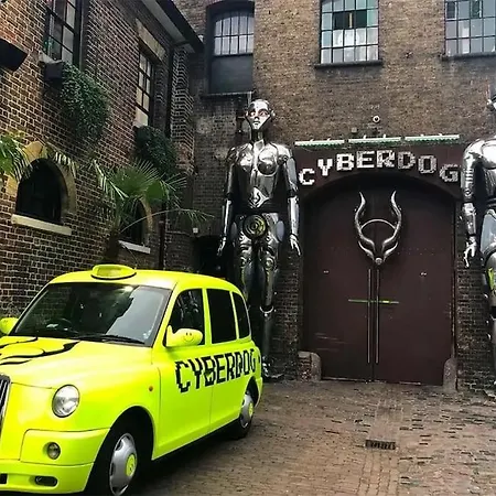 Charming Chalk Farm London