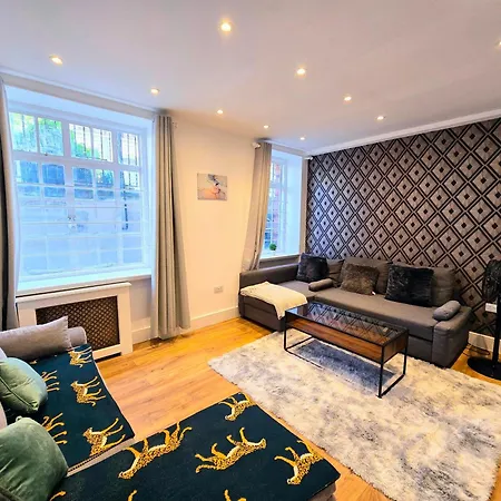 Cozy Step Away Hyde Park And Oxford Street Apartment *