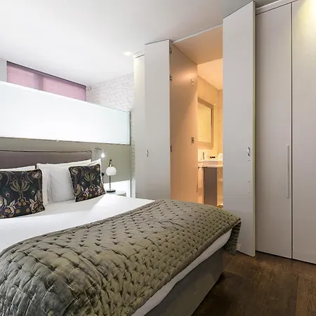 Urban Chic - Stukeley Apartment London