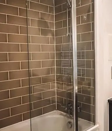 Cc Of Apartment *