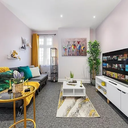 Apartment The Posh Getaway *