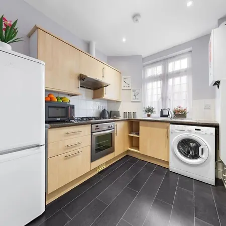 The Posh Getaway Apartment *