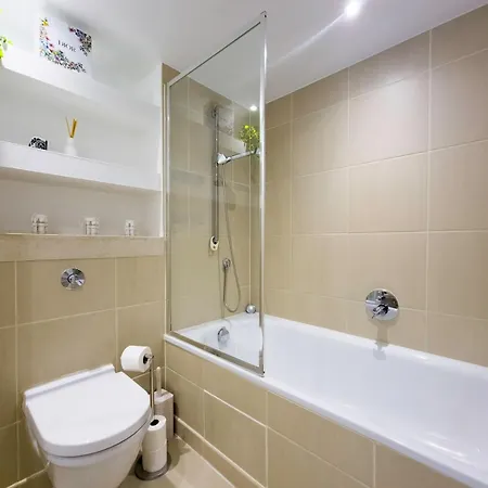 Penthouse With Stunning Canary Wharf Views Ptk * London